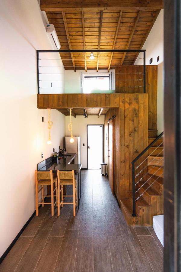 אימביטובה Mentawai Lofts Praia Do Rosa מראה חיצוני תמונה